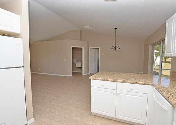 3rd image of 1125 NW 18th Pl
