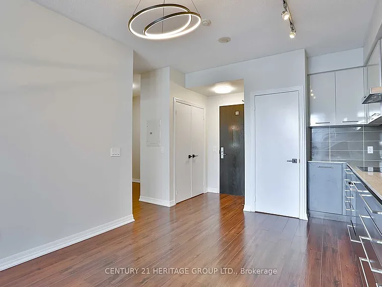 770 Bay St #Penthouse 603 — Photo 27