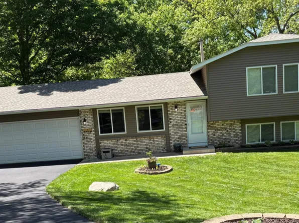 15220 Ironwood Ct, Eden Prairie, MN 55346