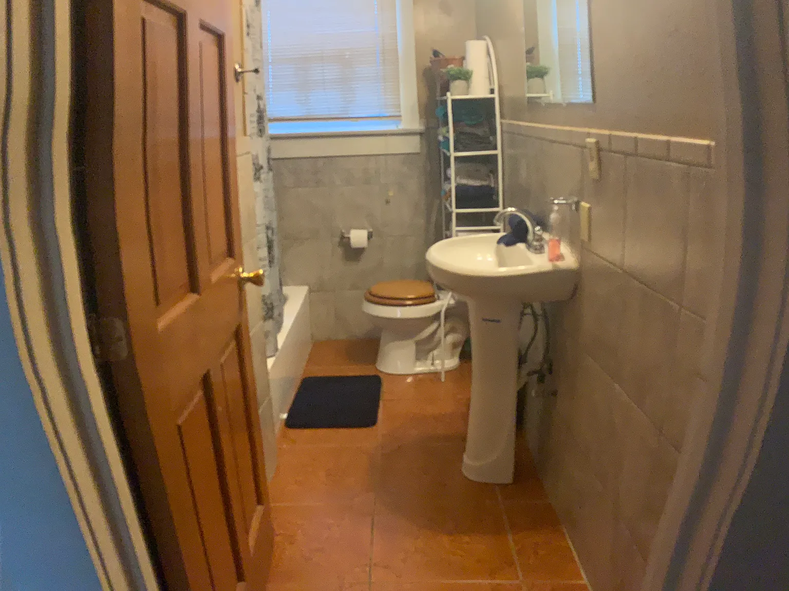 2 bed, 1000 sqft, $1,800 — Photo 4