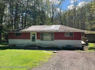 1013 Woodhaven Dr, White Haven, PA 18661