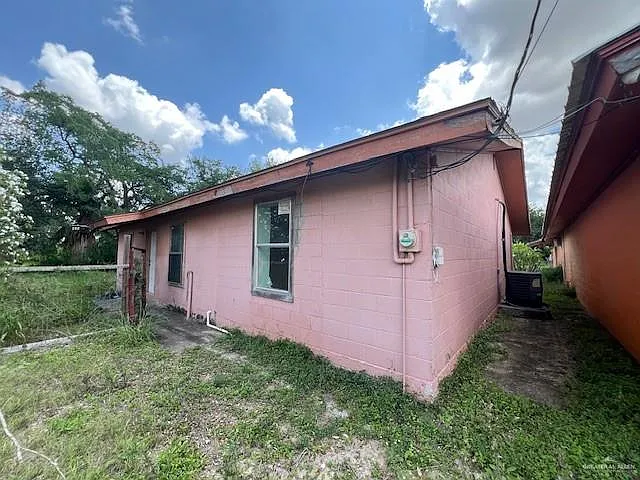8002 Expwy #281