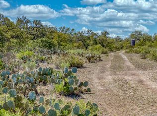 2488 State Highway 173 N, Hondo, TX 78861