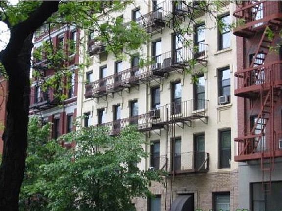 5th image of 246 E 90th St APT 3A
