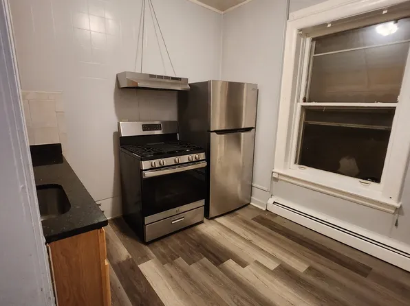 111 Baldwin Avenue image 1 of 5