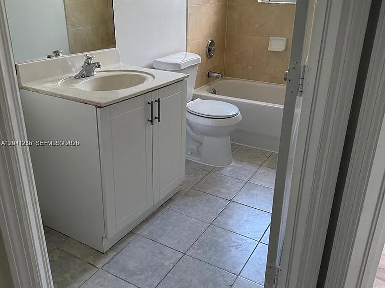 13567 SW 264th Ter — Photo 13