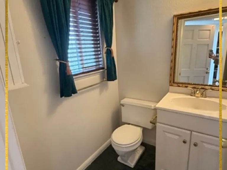 618 Lakehaven Ter — Photo 11