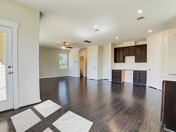 Legend - Casual Dining