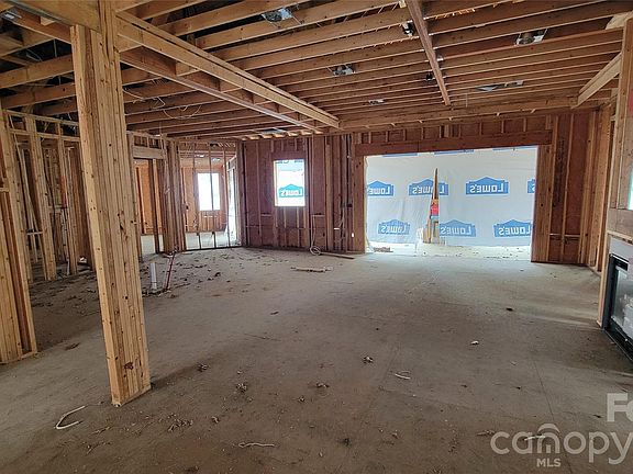 3rd image of 760 Bellegray Rd