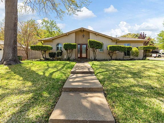 Majestic front entry!