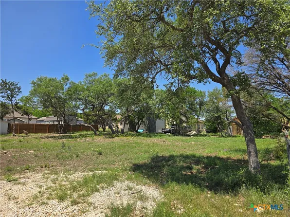 461 High Dr, Spring Branch, TX 78070