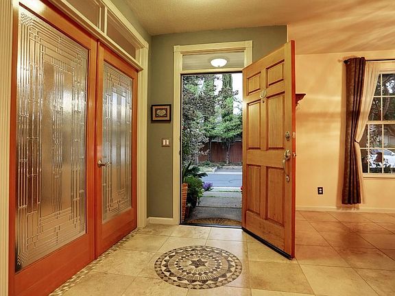 5th image of 8035 Auburn Oaks Village Ln