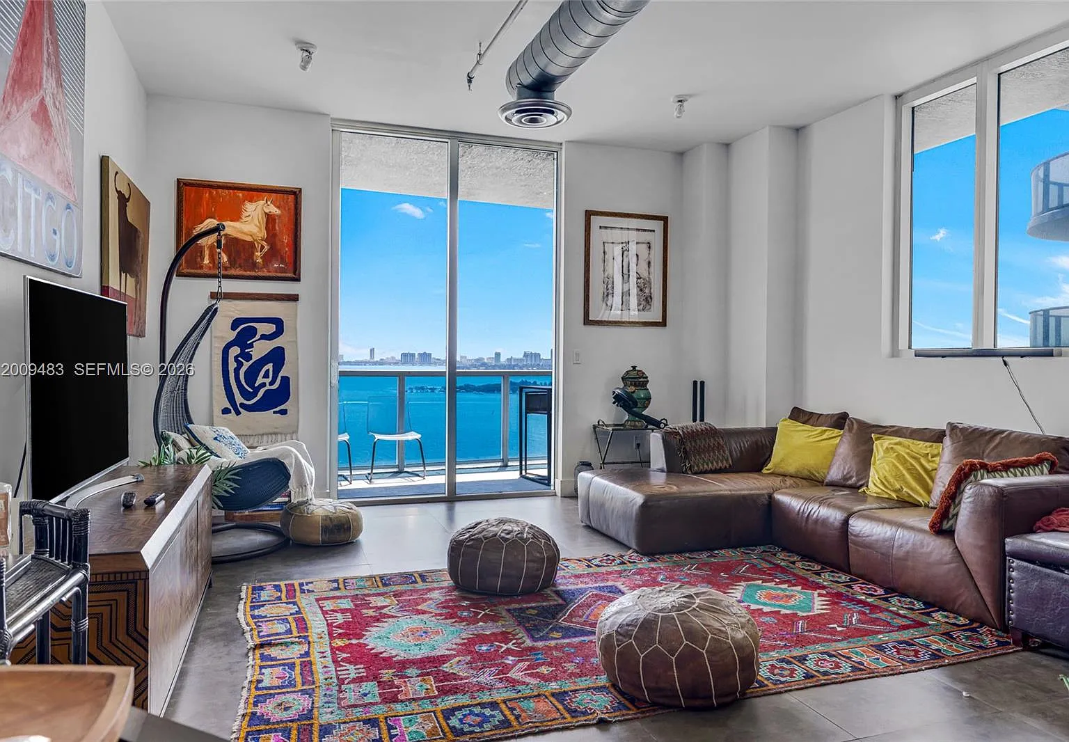 Star Lofts On The Bay Con — Photo 2