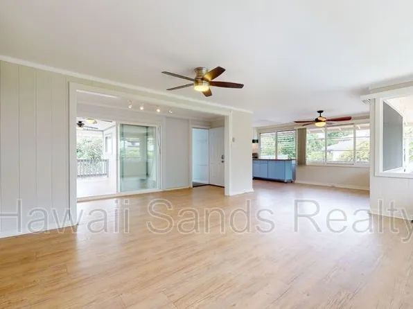 99-639 Halawa Dr, Aiea, HI 96701