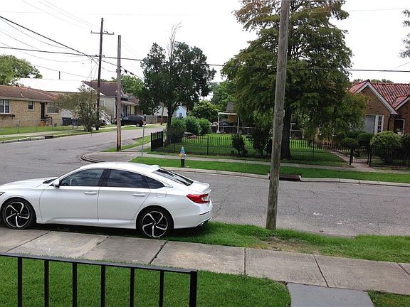 4th image of 732 Saint Maurice Ave