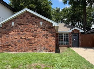 2019 Dennison St, Dallas, TX 75212