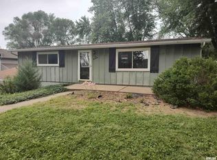 117 Melody Ln, East Peoria, IL 61611