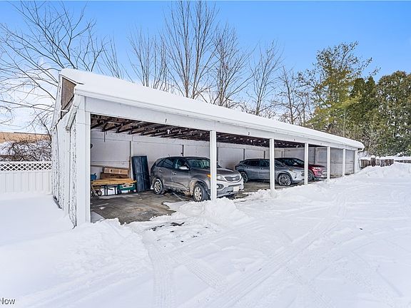 3rd image of 6042 Callaway Cir #5