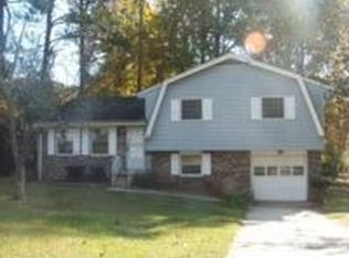 5144 Roses Of Picardy, College Park, GA 30349