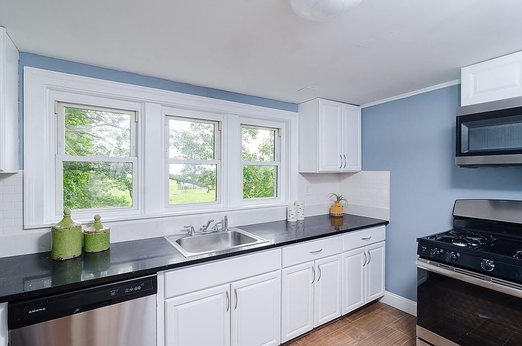 32 Palmer St, Quincy, MA 02169 Zillow
