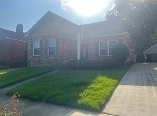 1004 E Tom Stokes Ct, Baton Rouge, LA 70810