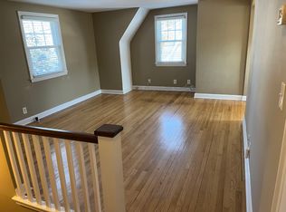 360 Gilbert St FLOOR 2, Ridgewood, NJ 07450