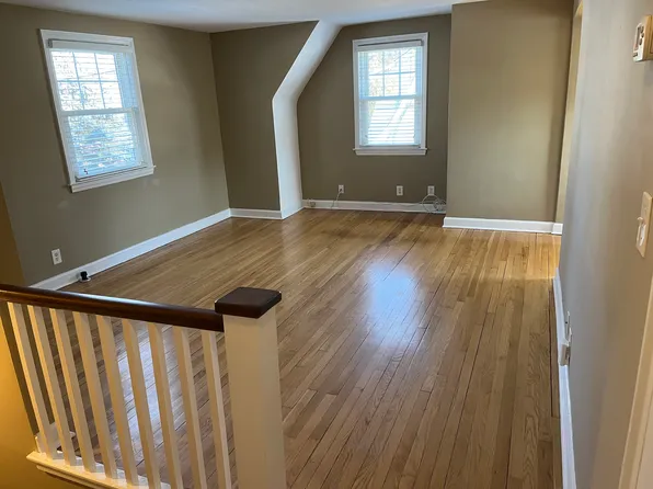 360 Gilbert St Floor 2, Ridgewood, NJ 07450