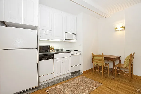 Rented by Halstead Real Estate | media 55