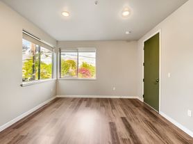 6310 N Maryland Ave, Portland, OR