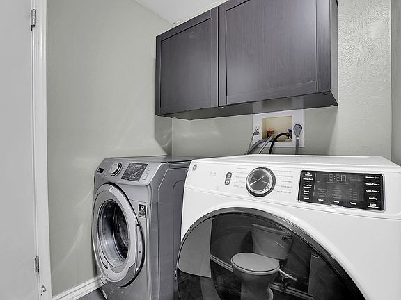 5th image of 1782 S Genoa Way