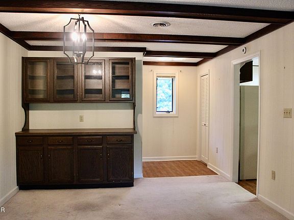 4th image of 224 Woodland Rd Unit 302