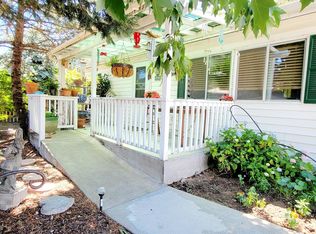 1005 Idle Ct, Grants Pass, OR 97527
