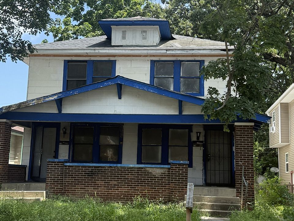2nd image of 1130 N Lasalle St