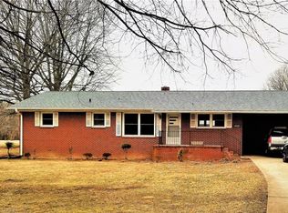 602 Sherwood Rd, Reidsville, NC 27320