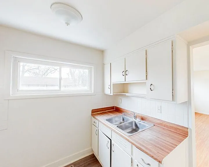 2228 Minnesota Ave — Photo 5