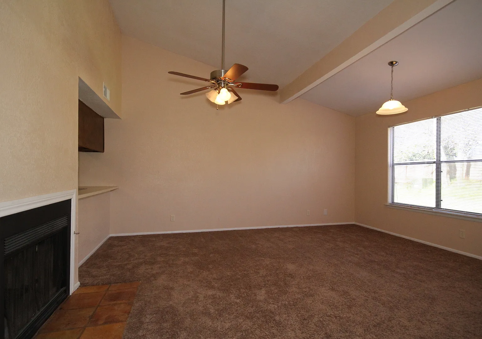 3 BR/2 Bath Duplex in San Antonio North East ISD — Photo 2