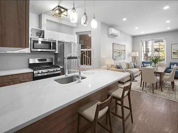 2nd image of 270 Hancock Ave #2B