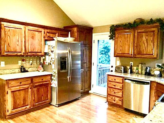 5th image of 4605 N 111th St
