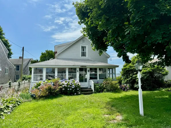 11 Hill Avenue, Stonington, CT 06378