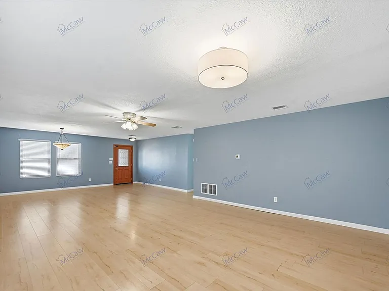 8401 Swan Park Dr — Photo 3