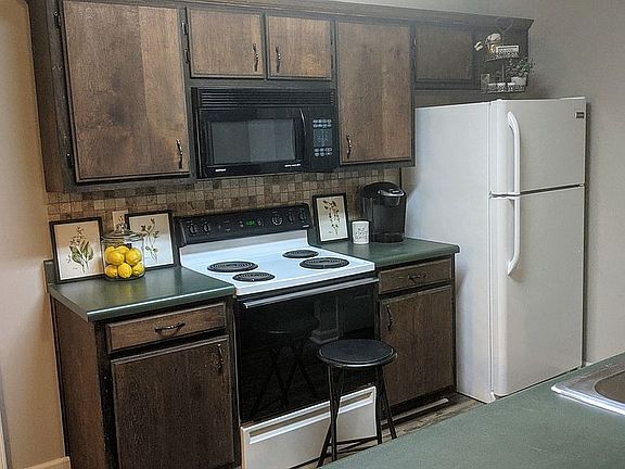 5th image of 2729 Gold Valley Dr