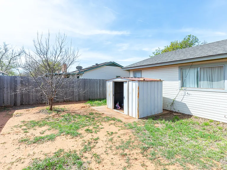 1689 Chachalaca Ln — Photo 32