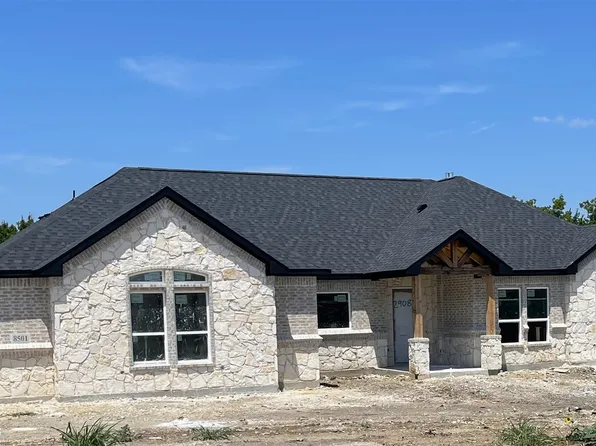 8501 Bronco Dr, Godley, TX 76044