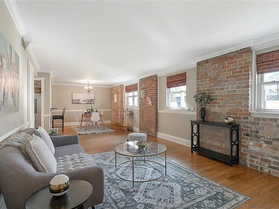 5th image of 4716 Annunciation St APT 1B