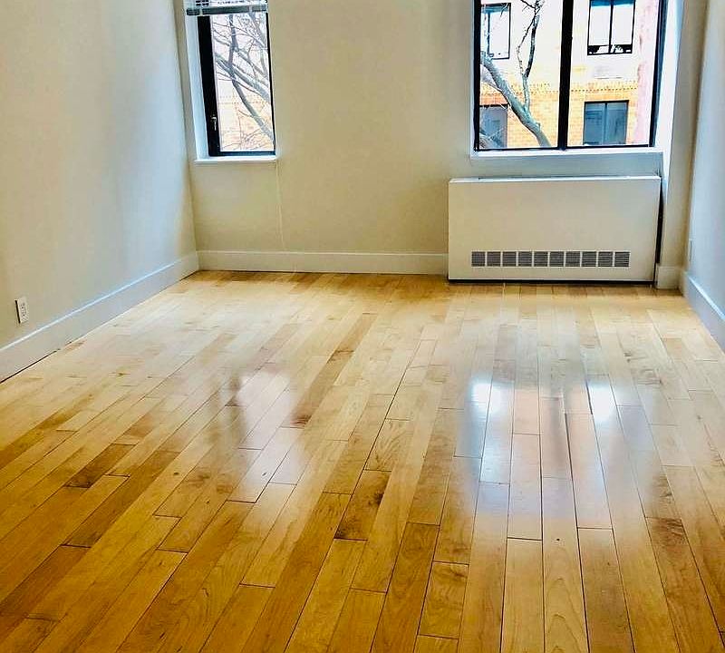 1st image of 424 W 53rd St #53