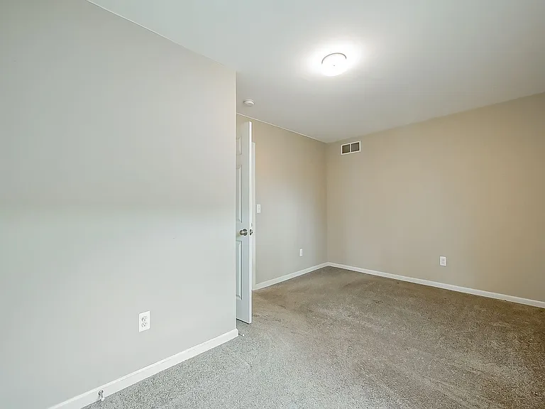 3079 Grove St — Photo 10