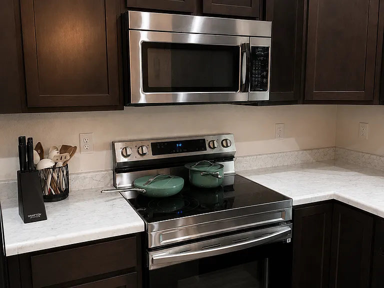 102 E Arvada Dr — Photo 19