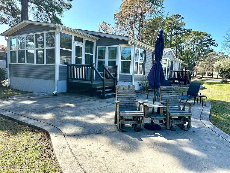 419 Quartermaster Ct — Photo 9