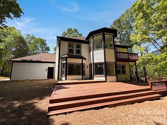 5th image of 6095 Coral View Dr