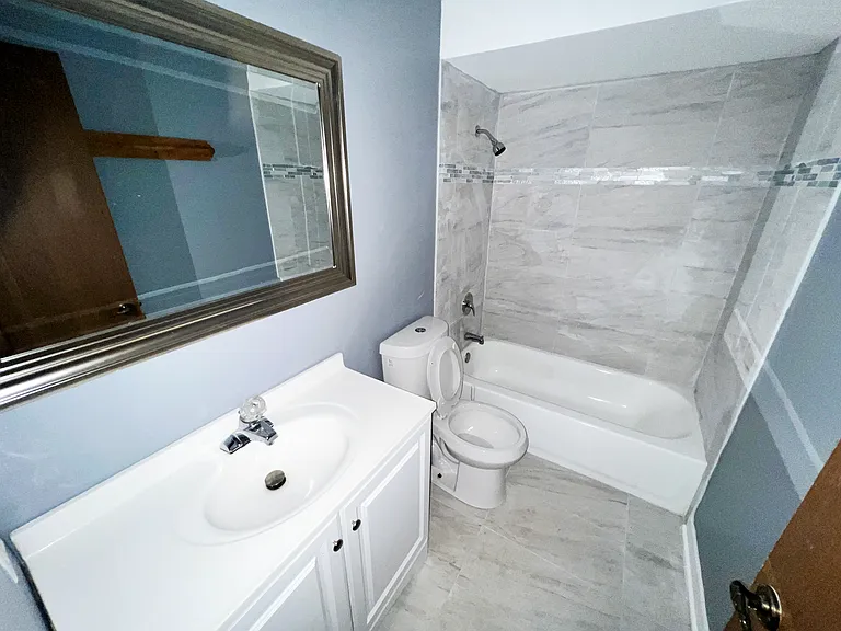 1259 Cunningham Dr #1E — Photo 11